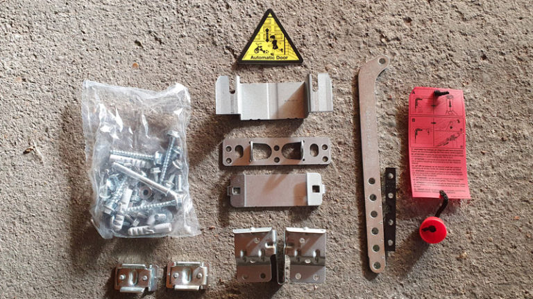 Berner GA101 Akku Garagentorantrieb Installationsanleitung